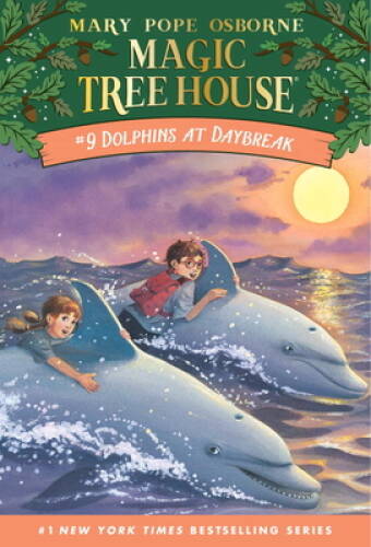 Dolphins at Daybreak (Magic Tree House, No. 9) – Paperback – VERY GOOD